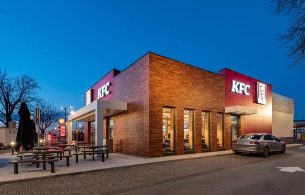 KFC świętuje otwarcie 300