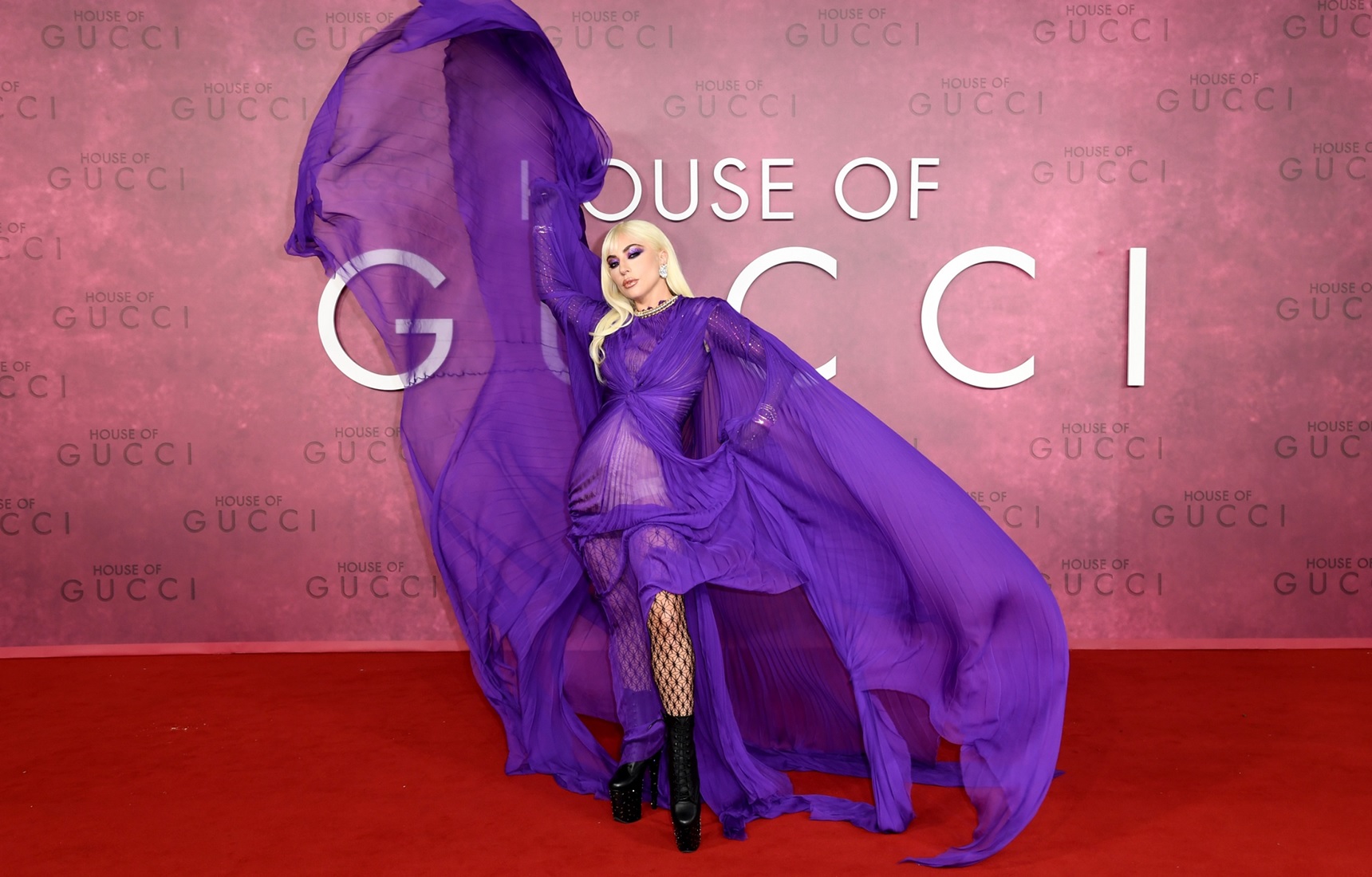 Dom Gucci Lady Gaga